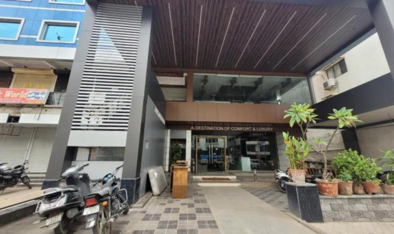Fabhotel Prime Sapphire Regency Vadodara Eksteriør bilde